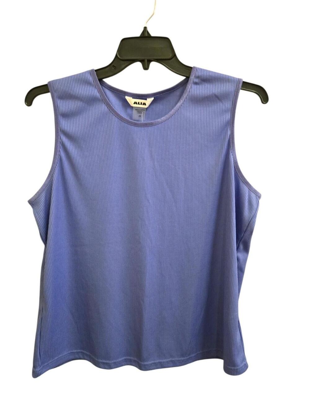 NWOT 2XL Alia tank